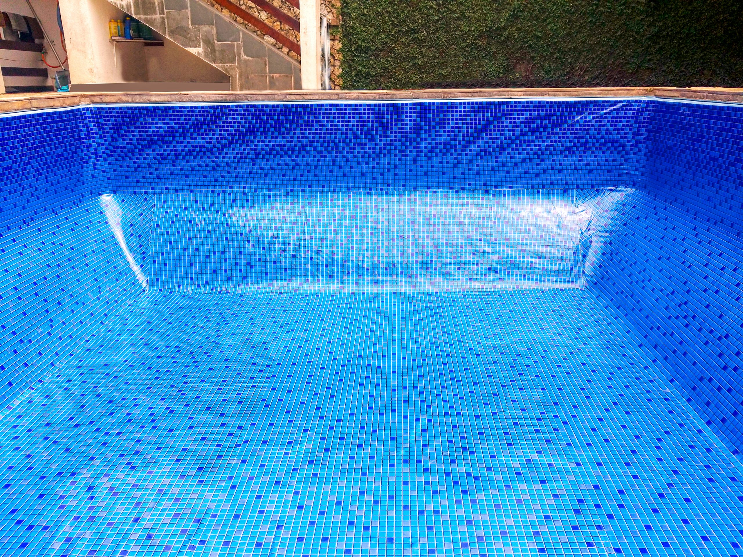 brittle pool liner