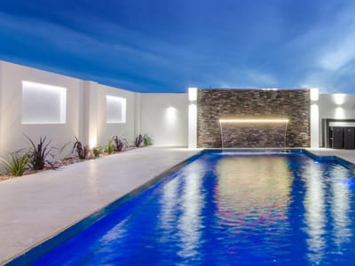 Choosing the Perfect Pool Light Installation: Tips and Tricks for Your Pool