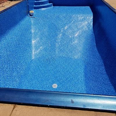 Navigating the World of Inground Pool Liner Replacement