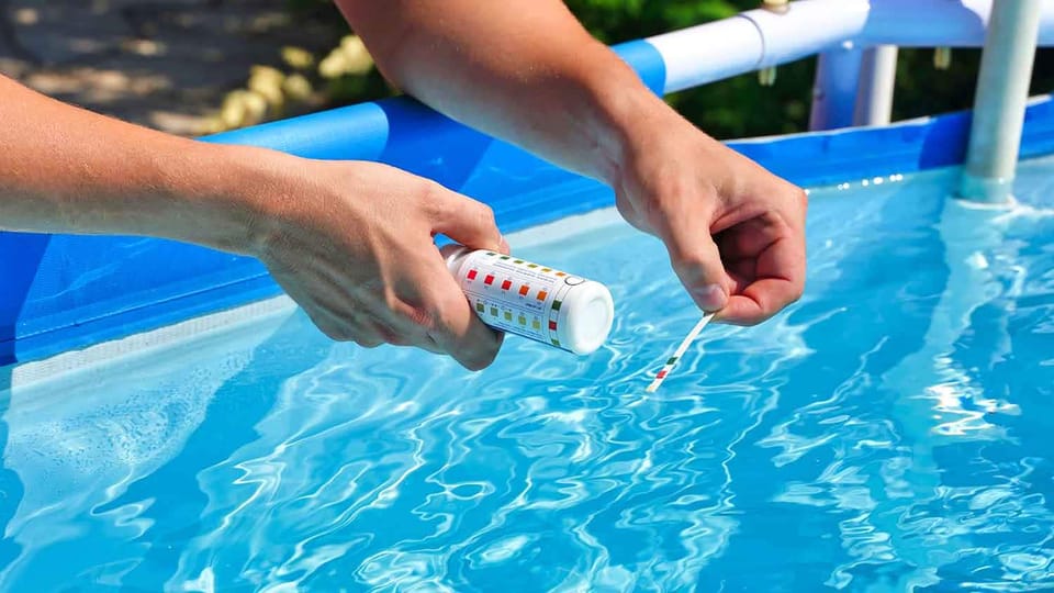The Essential Pool Maintenance Kit: What You Need and Why