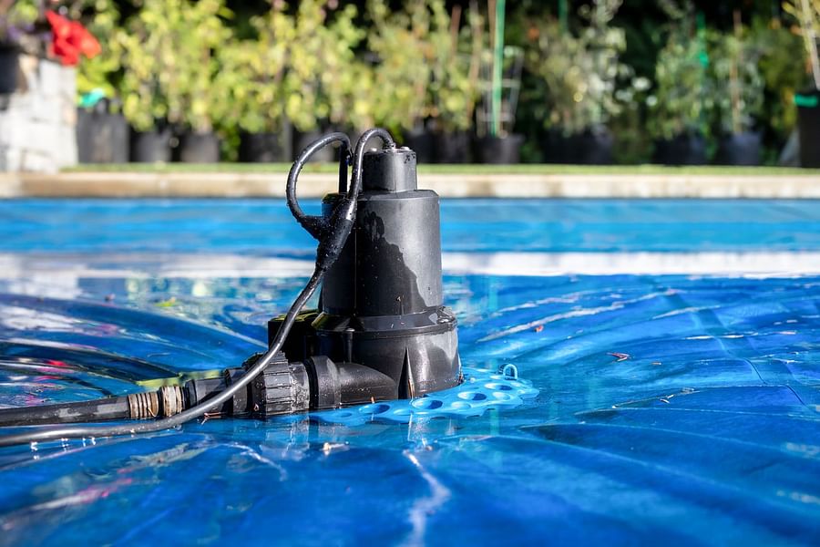 Pool equipment in good working condition
